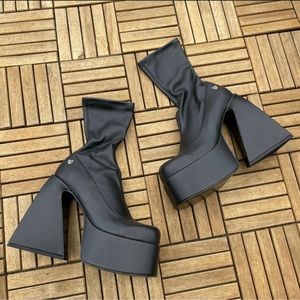 Naked Wolfe Jade Boot *DISCONTINUED*